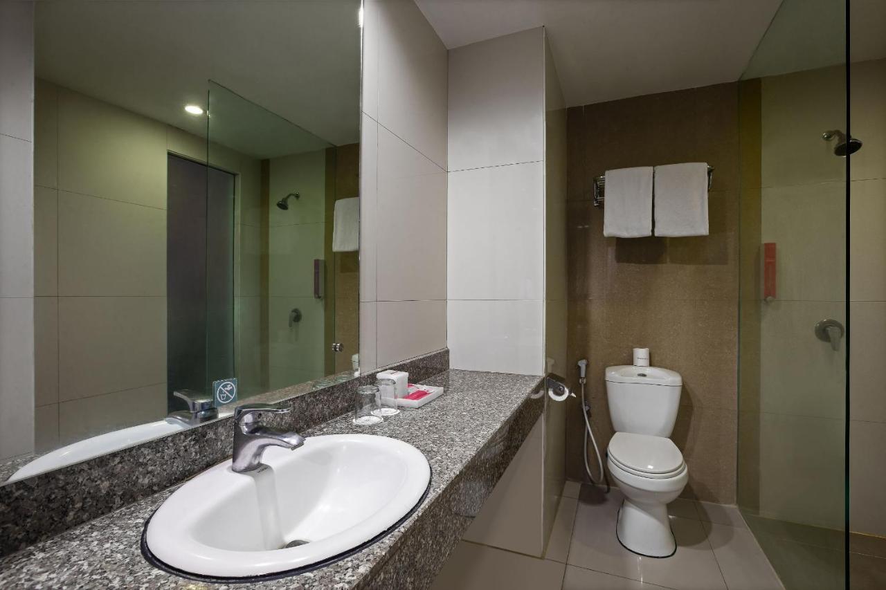 favehotel Diponegoro Semarang Zewnętrze zdjęcie